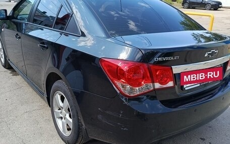 Chevrolet Cruze II, 2012 год, 800 000 рублей, 4 фотография