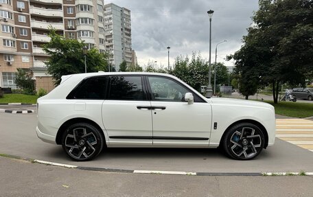 Rolls-Royce Cullinan, 2025 год, 56 000 000 рублей, 7 фотография