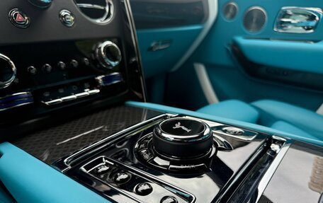 Rolls-Royce Cullinan, 2025 год, 56 000 000 рублей, 21 фотография