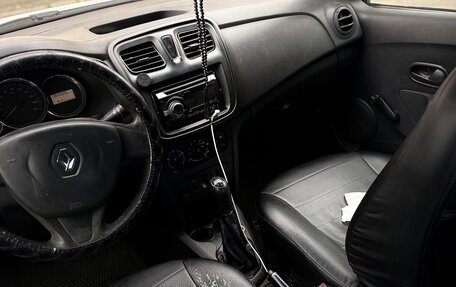 Renault Logan II, 2016 год, 399 000 рублей, 8 фотография