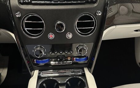 Rolls-Royce Cullinan, 2024 год, 41 900 000 рублей, 4 фотография
