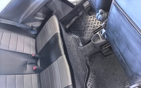 Peugeot 107 I рестайлинг, 2007 год, 405 000 рублей, 23 фотография