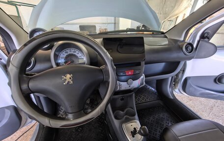 Peugeot 107 I рестайлинг, 2007 год, 405 000 рублей, 25 фотография