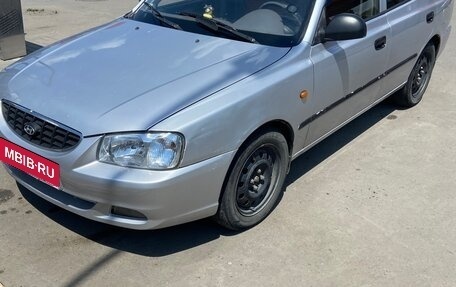 Hyundai Accent II, 2005 год, 350 000 рублей, 2 фотография