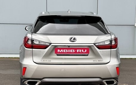Lexus RX IV рестайлинг, 2019 год, 3 550 000 рублей, 5 фотография