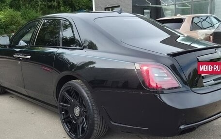 Rolls-Royce Ghost Series II рестайлинг, 2021 год, 34 900 000 рублей, 14 фотография