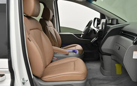 Hyundai Staria, 2024 год, 4 590 000 рублей, 8 фотография