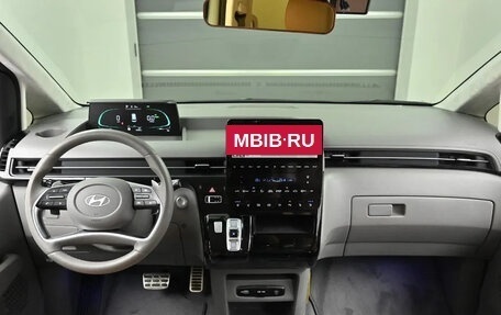 Hyundai Staria, 2024 год, 4 590 000 рублей, 5 фотография