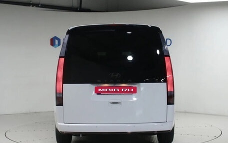 Hyundai Staria, 2024 год, 4 590 000 рублей, 4 фотография