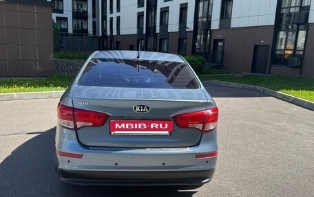 KIA Rio III рестайлинг, 2016 год, 990 000 рублей, 3 фотография