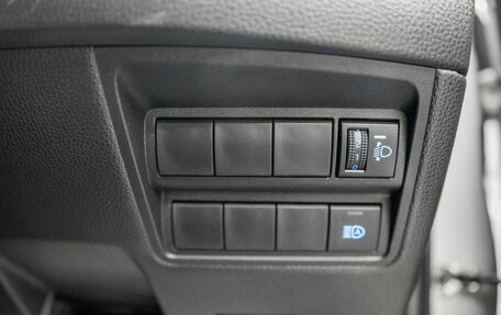 Toyota Yaris, 2021 год, 1 099 000 рублей, 15 фотография
