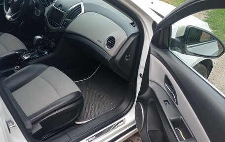 Chevrolet Cruze II, 2013 год, 680 000 рублей, 7 фотография