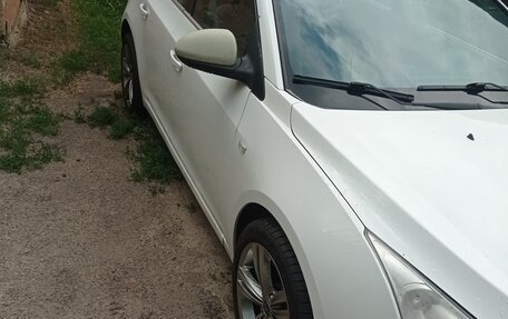 Chevrolet Cruze II, 2013 год, 680 000 рублей, 2 фотография