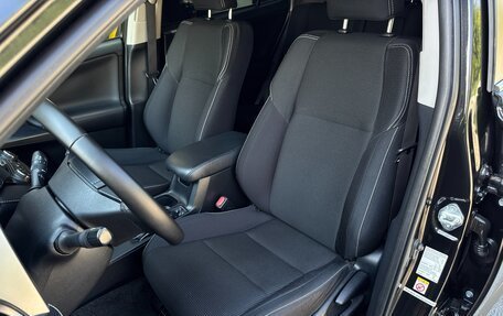 Toyota RAV4, 2016 год, 2 250 000 рублей, 12 фотография