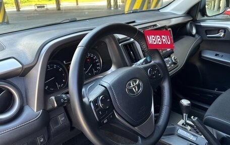 Toyota RAV4, 2016 год, 2 250 000 рублей, 15 фотография
