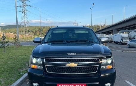 Chevrolet Tahoe III, 2011 год, 1 800 000 рублей, 4 фотография