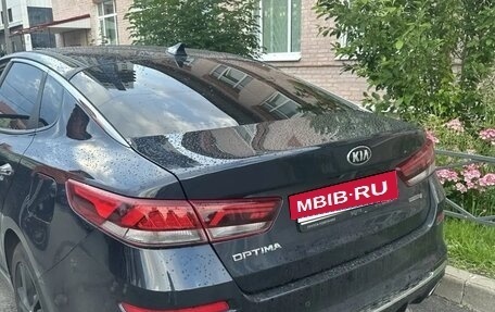 KIA Optima IV, 2019 год, 1 800 000 рублей, 10 фотография