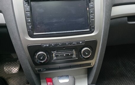 Skoda Octavia, 2012 год, 870 000 рублей, 10 фотография