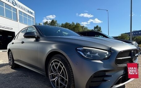 Mercedes-Benz E-Класс, 2021 год, 5 500 000 рублей, 3 фотография