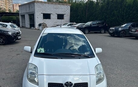 Toyota Yaris III рестайлинг, 2008 год, 560 000 рублей, 5 фотография