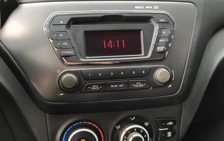 KIA Rio III рестайлинг, 2011 год, 800 000 рублей, 13 фотография