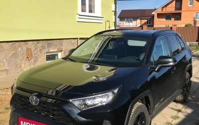 Toyota RAV4, 2021 год, 2 700 000 рублей, 1 фотография