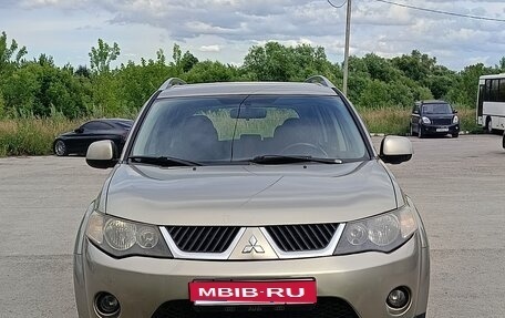 Mitsubishi Outlander III рестайлинг 3, 2007 год, 870 000 рублей, 1 фотография