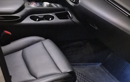 Genesis GV70, 2021 год, 5 500 000 рублей, 21 фотография