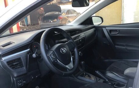Toyota Corolla, 2013 год, 950 000 рублей, 5 фотография