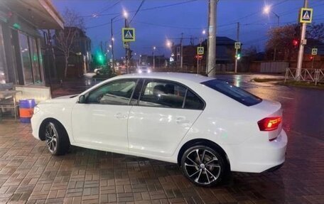 Volkswagen Polo VI (EU Market), 2021 год, 1 400 000 рублей, 8 фотография