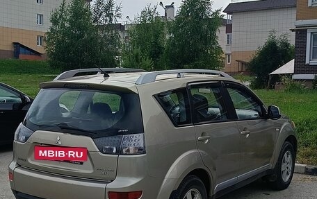 Mitsubishi Outlander III рестайлинг 3, 2007 год, 870 000 рублей, 6 фотография