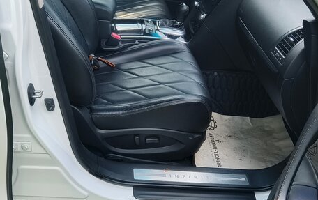 Infiniti FX II, 2013 год, 2 200 000 рублей, 9 фотография