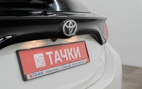 Toyota Yaris, 2021 год, 1 125 000 рублей, 22 фотография