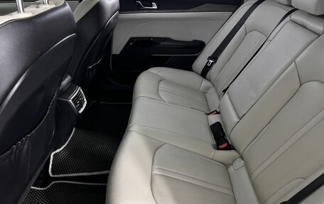 KIA K5, 2021 год, 2 350 000 рублей, 10 фотография