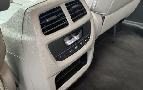Honda Pilot III рестайлинг, 2017 год, 2 750 000 рублей, 8 фотография