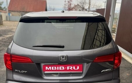 Honda Pilot III рестайлинг, 2017 год, 2 750 000 рублей, 5 фотография