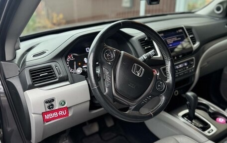 Honda Pilot III рестайлинг, 2017 год, 2 750 000 рублей, 6 фотография