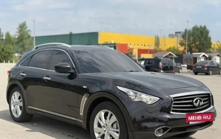 Infiniti FX II, 2013 год, 1 650 000 рублей, 3 фотография
