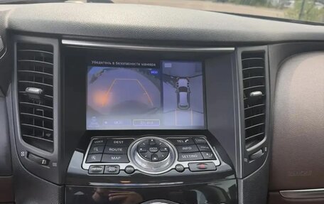 Infiniti FX II, 2013 год, 1 650 000 рублей, 17 фотография