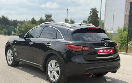 Infiniti FX II, 2013 год, 1 650 000 рублей, 12 фотография