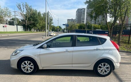Hyundai Solaris II рестайлинг, 2014 год, 945 000 рублей, 4 фотография
