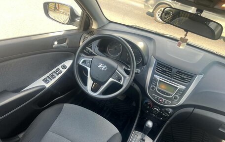 Hyundai Solaris II рестайлинг, 2014 год, 945 000 рублей, 13 фотография