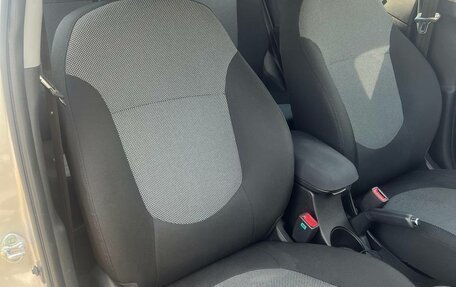 Hyundai Solaris II рестайлинг, 2014 год, 945 000 рублей, 16 фотография