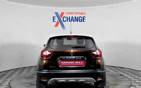 Renault Kaptur I рестайлинг, 2018 год, 1 899 000 рублей, 6 фотография