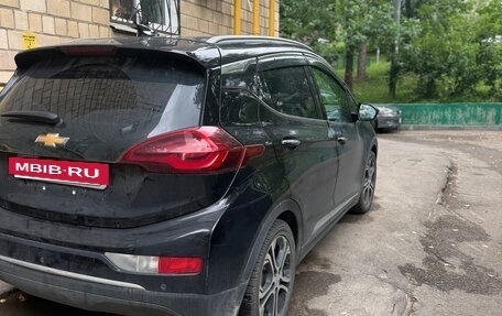 Chevrolet Bolt, 2017 год, 1 950 000 рублей, 4 фотография