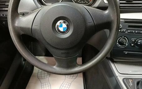 BMW 1 серия, 2011 год, 740 000 рублей, 11 фотография
