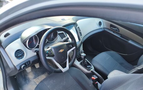 Chevrolet Cruze II, 2011 год, 530 000 рублей, 5 фотография