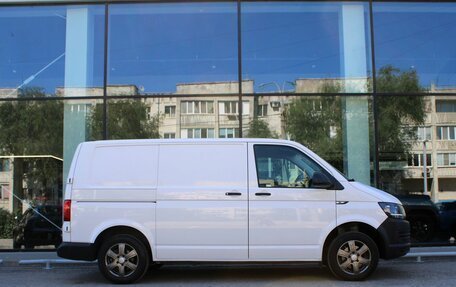 Volkswagen Transporter T6 рестайлинг, 2018 год, 2 485 000 рублей, 4 фотография