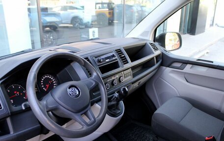 Volkswagen Transporter T6 рестайлинг, 2018 год, 2 485 000 рублей, 11 фотография