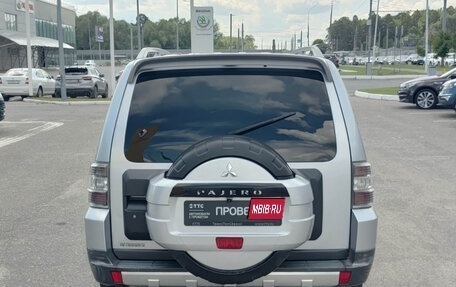 Mitsubishi Pajero IV, 2008 год, 1 260 000 рублей, 10 фотография